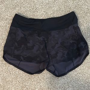 Lululemon Shorts - Size 6 - dark camo print